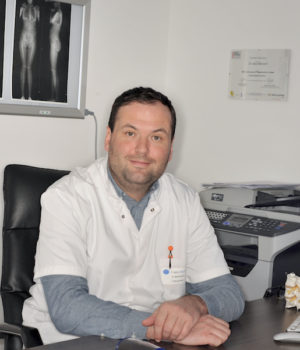 Dr Bernard Orthopédiste chirurgien du rachis bayonne